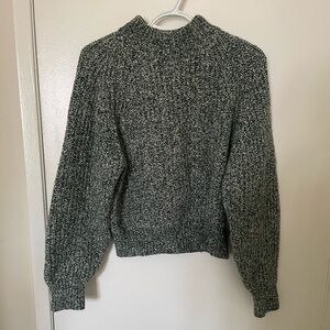 Universal Threads Green and White Knit Turtleneck Sweater